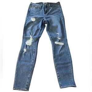 GOOD AMERICAN GOOD WAIST distressed Jeans sz 8/29 NWOT